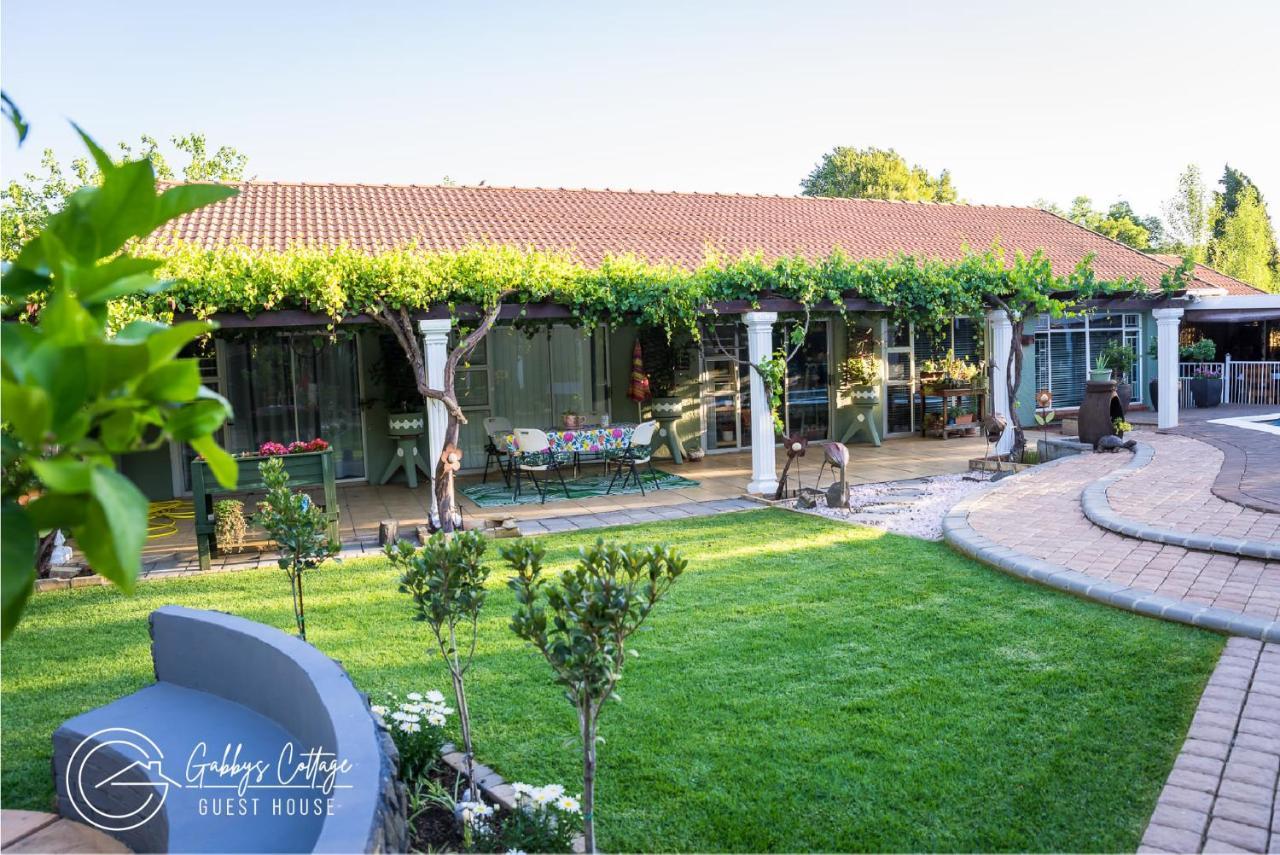 Gabbys Cottage Guesthouse Bloemfontein Exteriér fotografie
