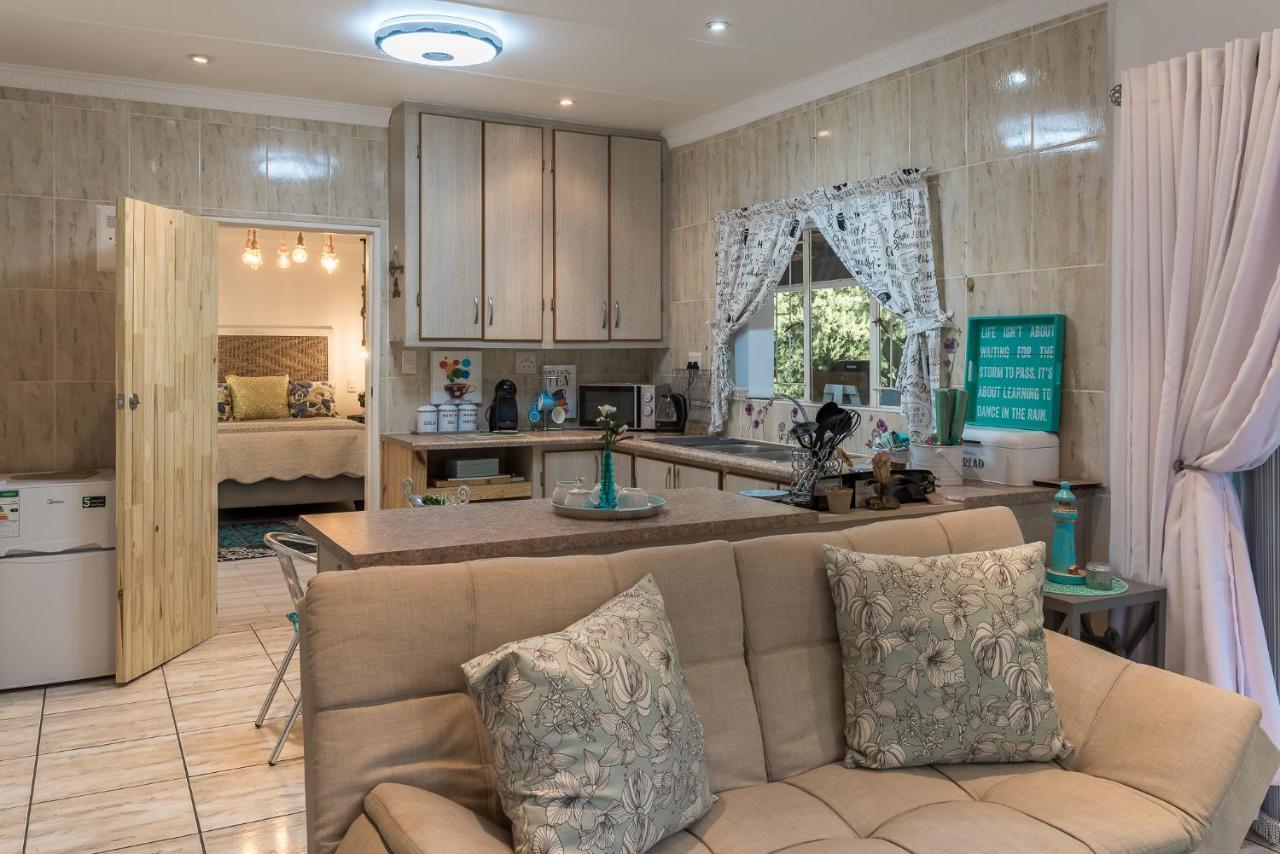 Gabbys Cottage Guesthouse Bloemfontein Exteriér fotografie